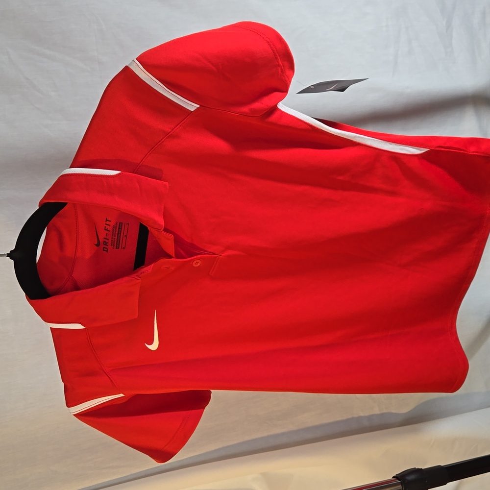 Nike, Women's Size M, Red Dri-Fit,